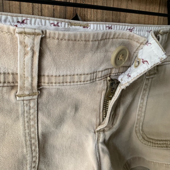 Hollister Co |  Khaki Shorts - Picture 6 of 7